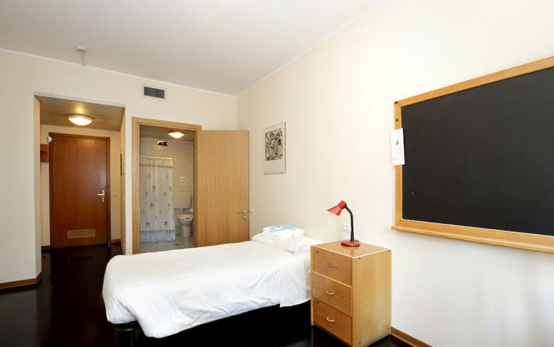 Galileo Guesthouse Guestroom 1