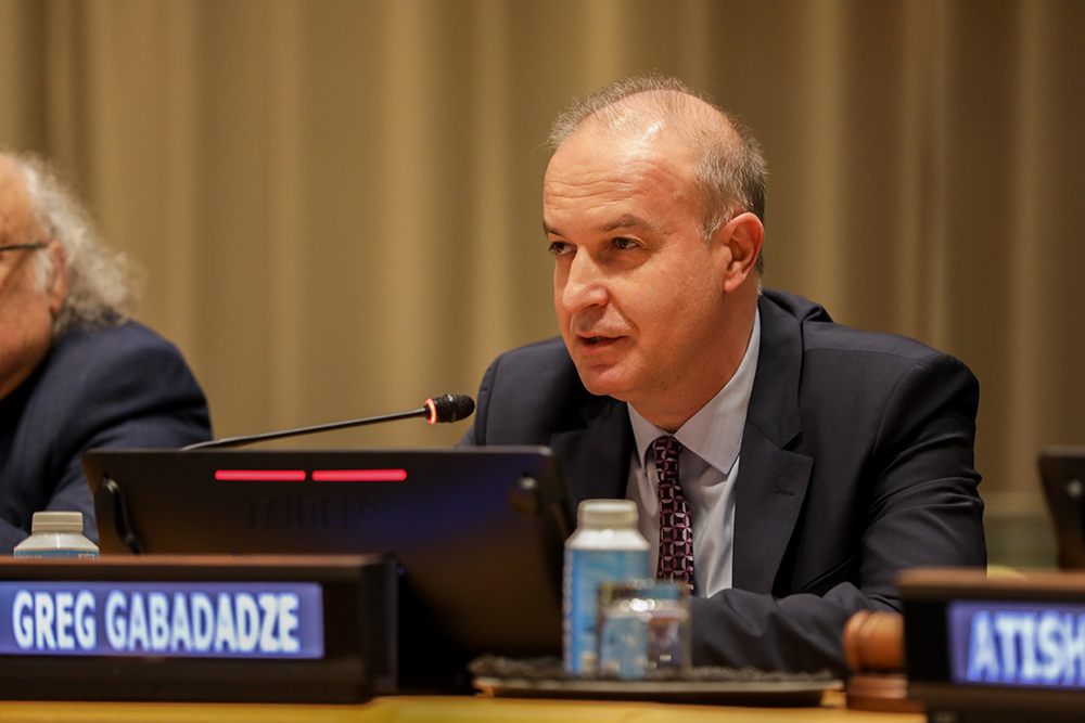 Greg Gababadze