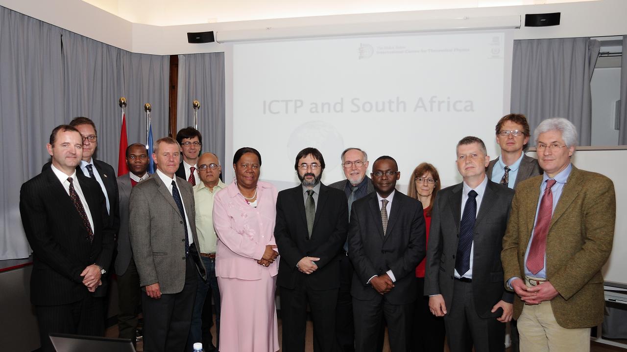 South African Delegation at ICTP