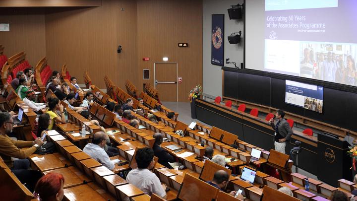 People in a lecture hall